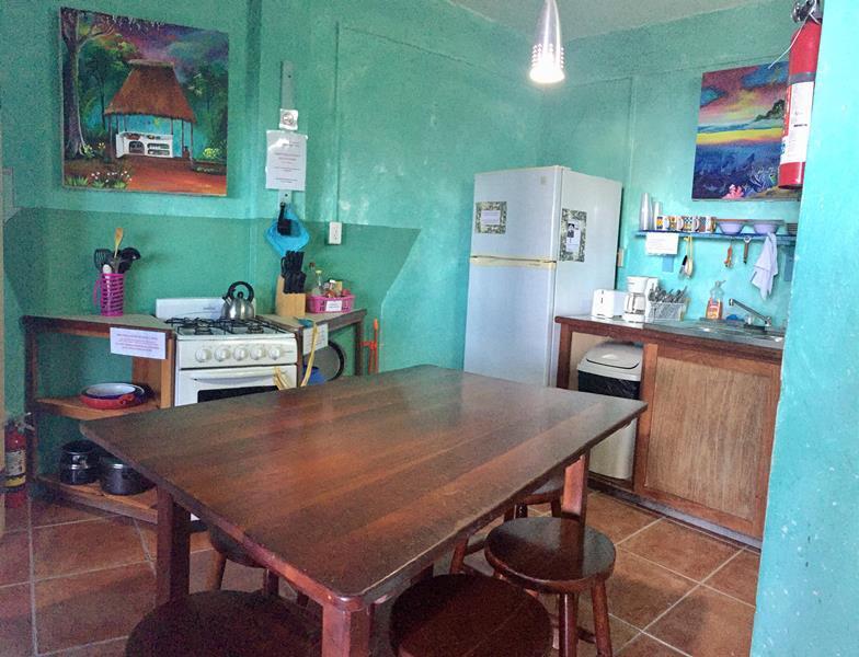 Хостел Yuma'S House Belize Caye Caulker Экстерьер фото
